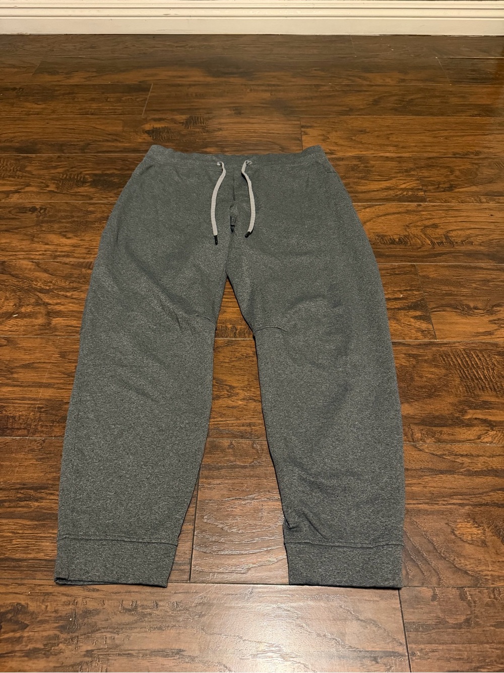 Lululemon men’s grey city sweat joggers size XL